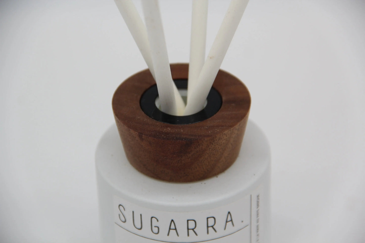 Diffuseur à tiges 100 ml avec bouchon en Noyer - Pièce n°06