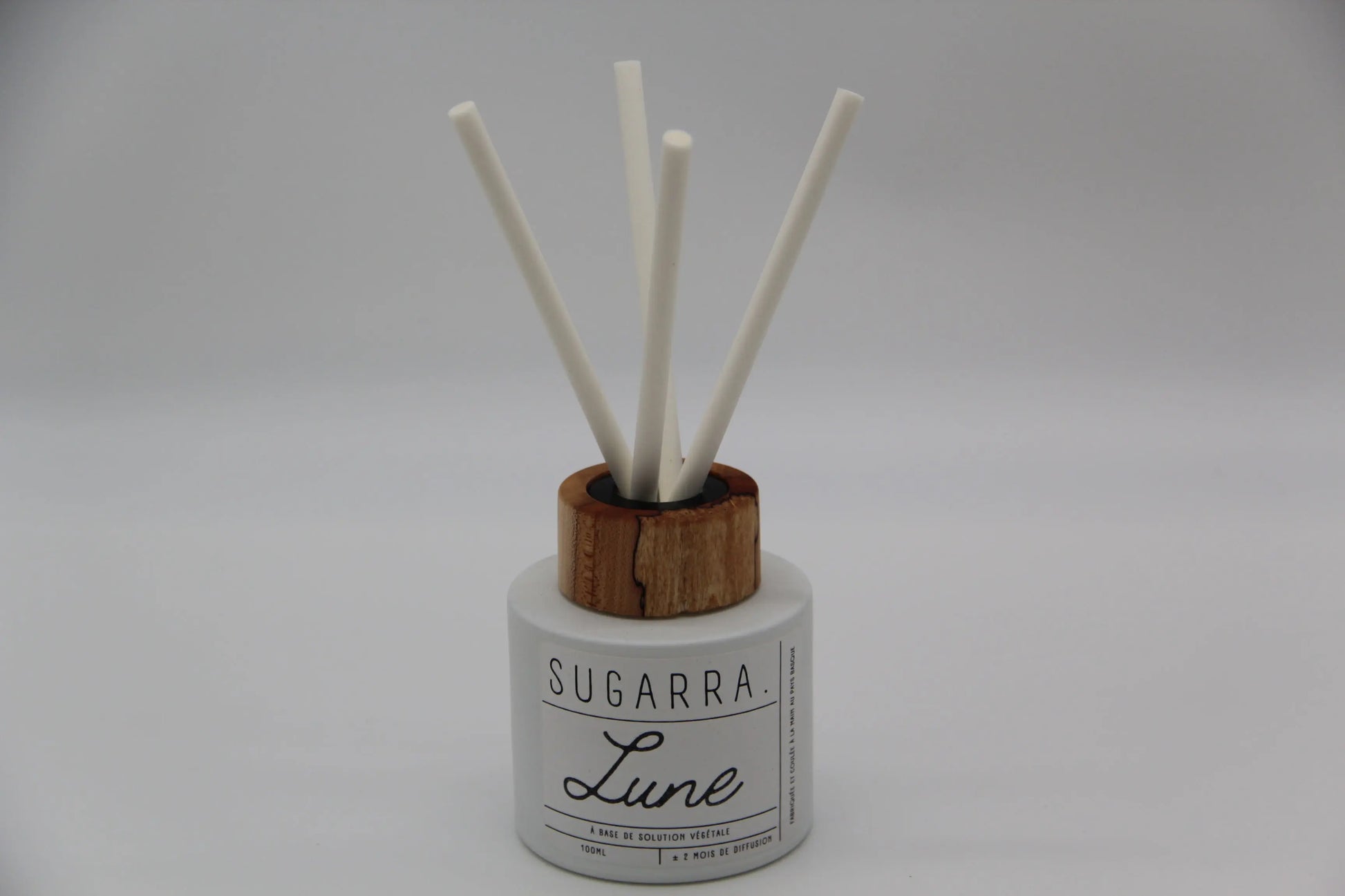 Diffuseur à tiges 100 ml avec bouchon en Bois spéciaux ( Erable échauffé ) - Pièce n°01 Sugarra