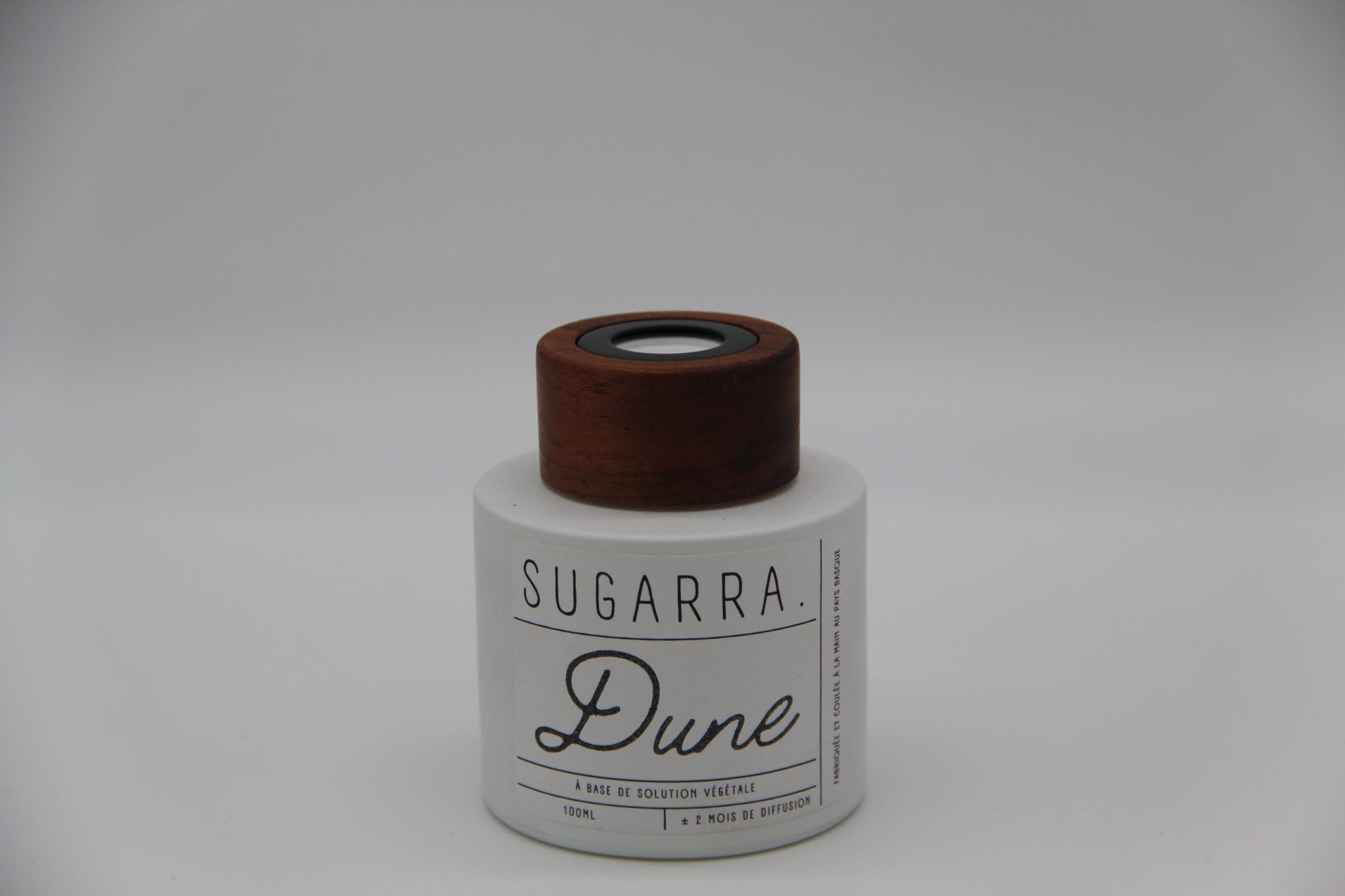 Diffuseur à tiges 100 ml avec bouchon en Noyer - Pièce n°02 Sugarra